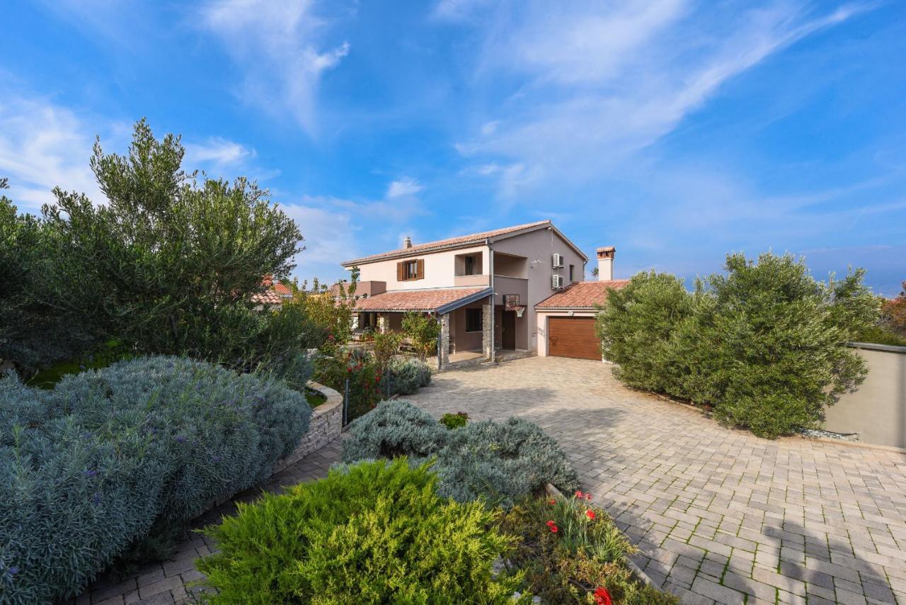 Villa Trabakul Zadarvillas Razanac Exterior photo